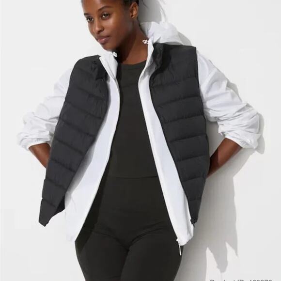 UNIQLO Jackets & Blazers - UNIQLO Ultra Light Down Puffer Vest Womens Sz S Black Full Zip Lightweight Warm